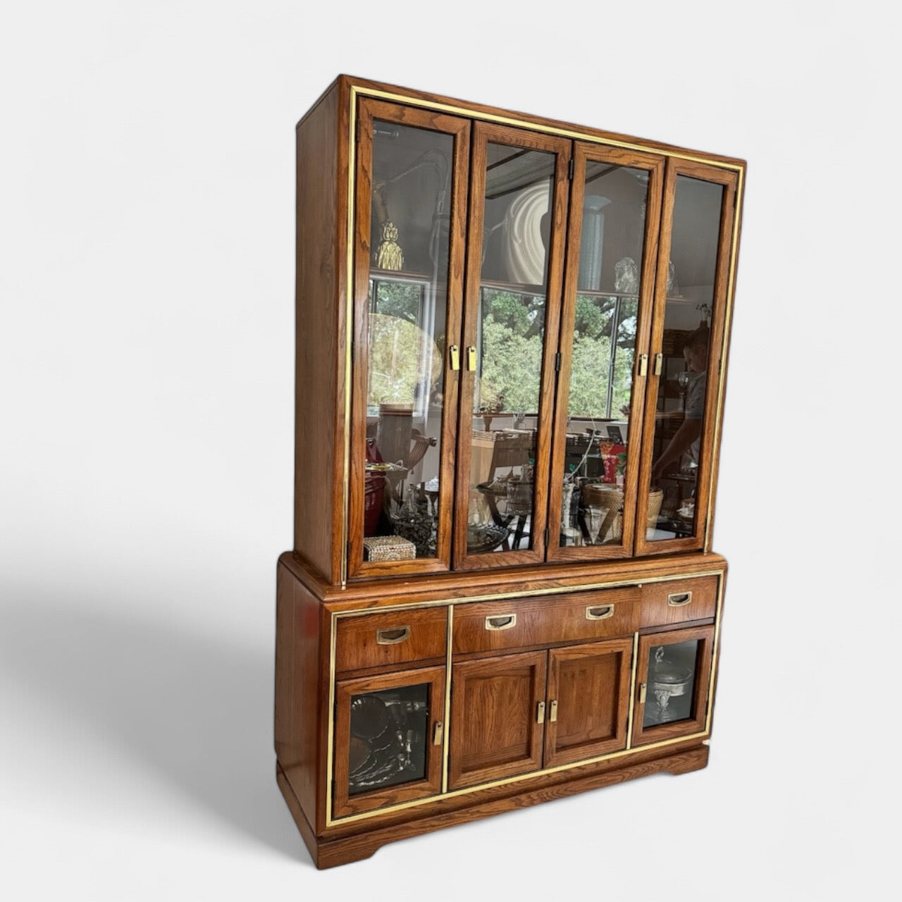 Bassett 2 pc Display Cabinet w/ Brass Hardware and Lighting