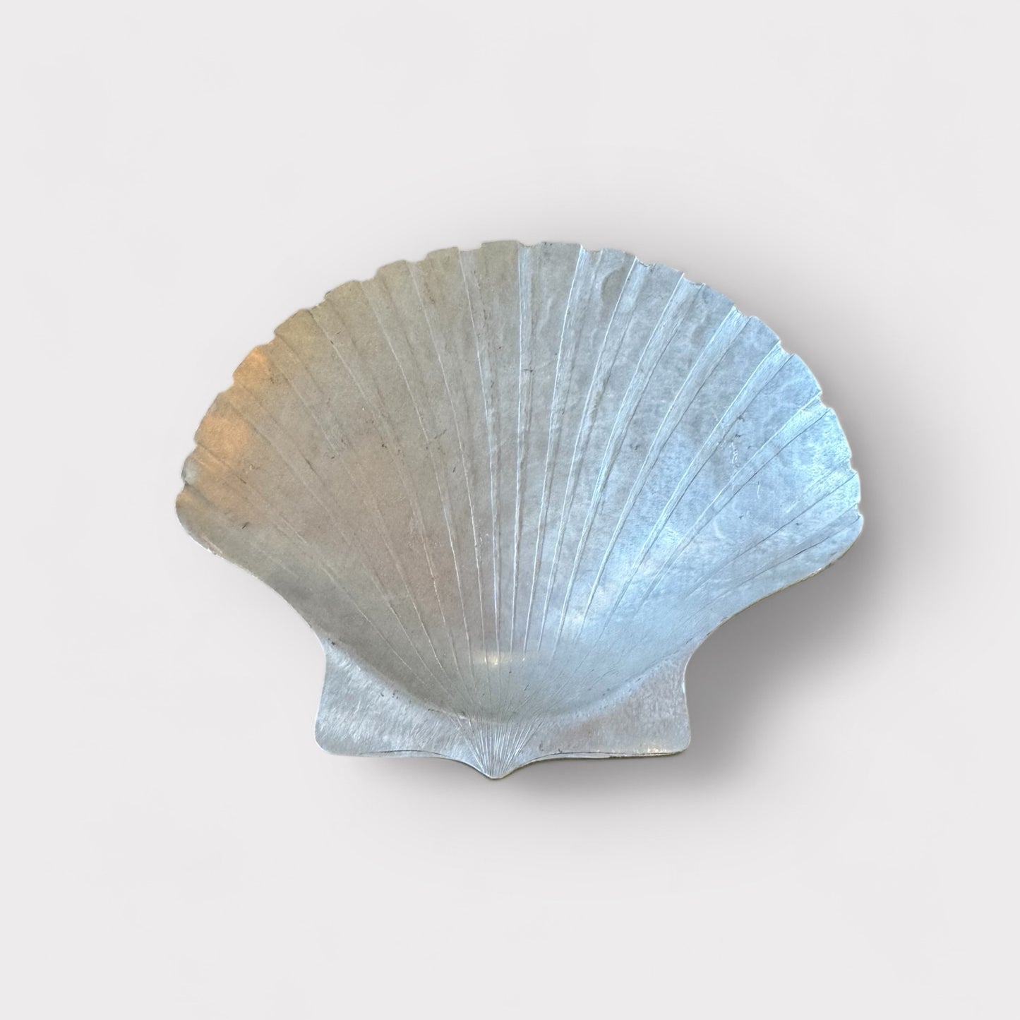 Large Aluminum Shell Dish