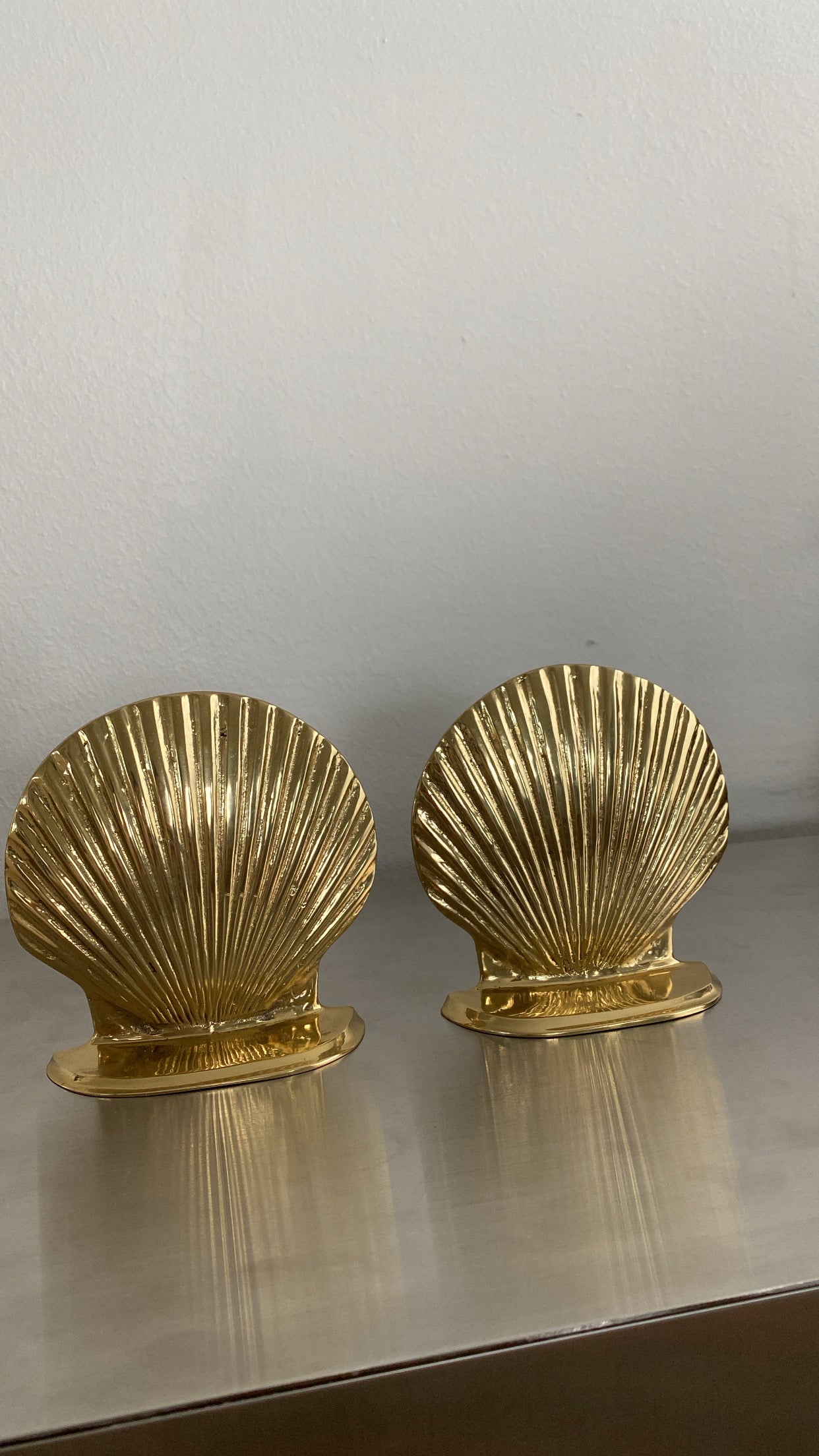 Brass Clam Shell Bookends (Pair)