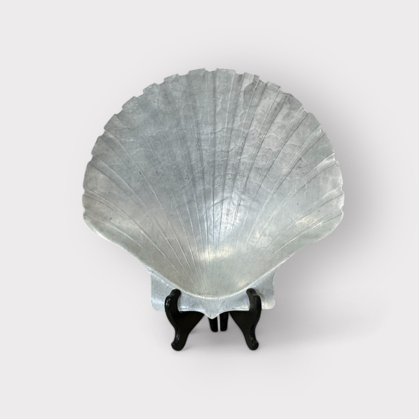 Large Aluminum Shell Dish
