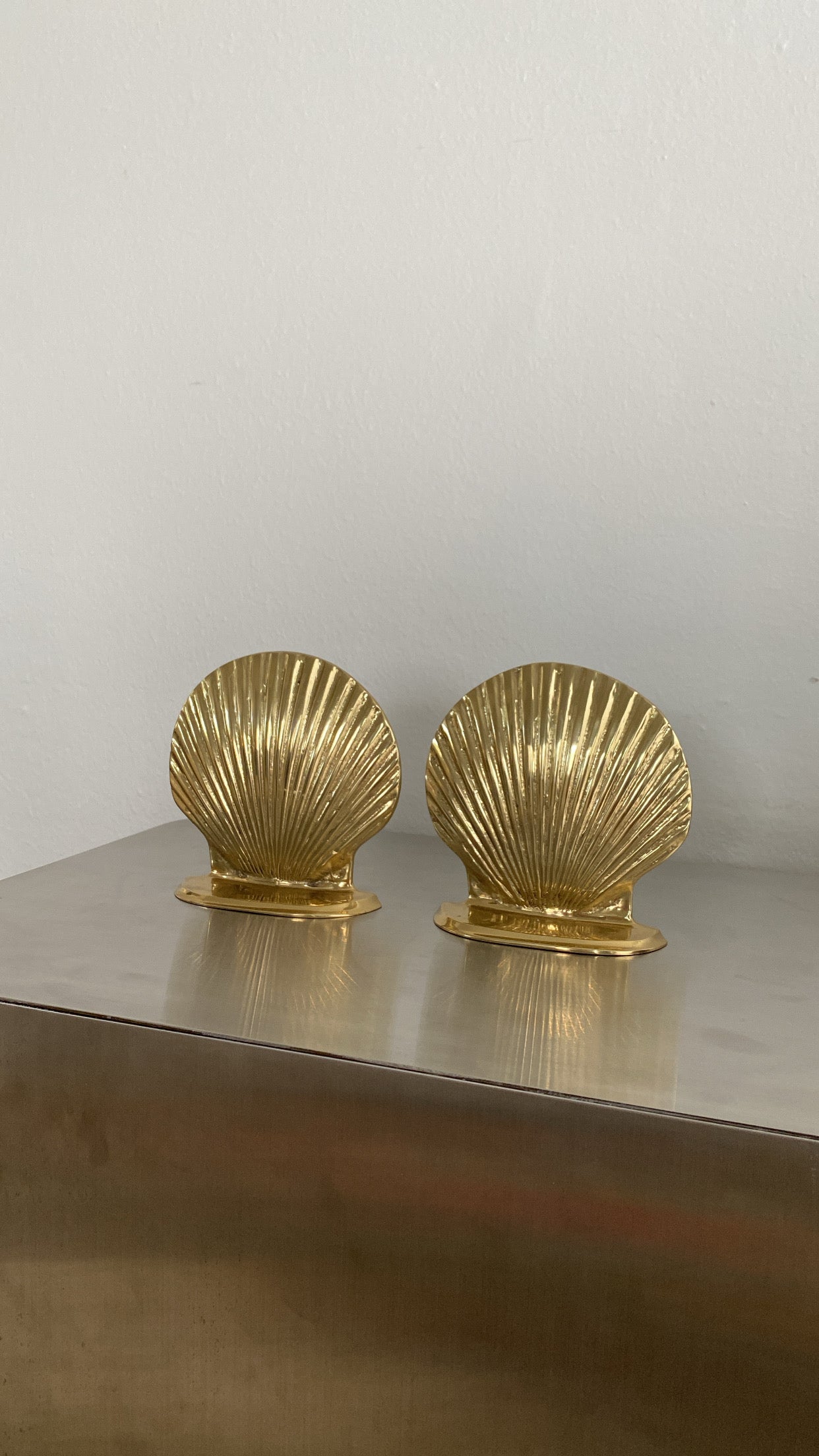 Brass Clam Shell Bookends (Pair)