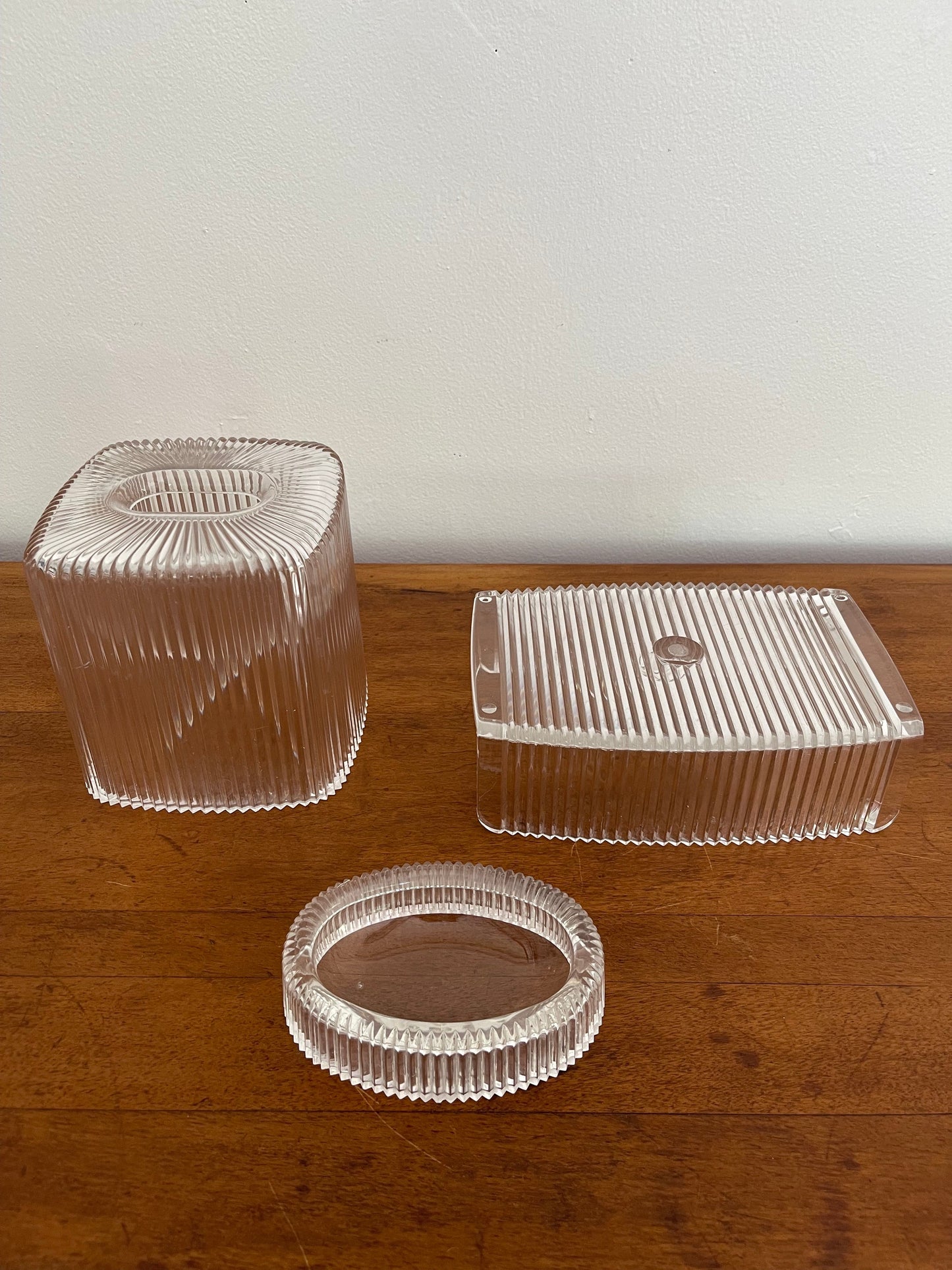 LUCITE TISSUE + SOAP + NAPKIN SET